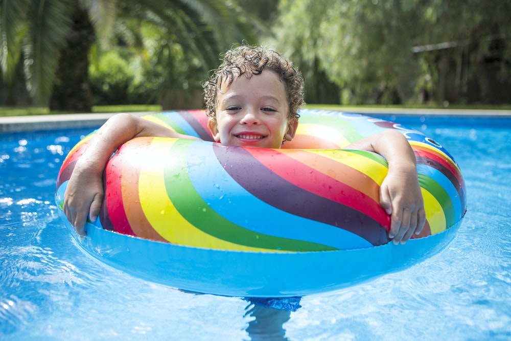 Piscines hors sol : Le guide complet pour bien choisir et profiter de votre oasis de détente
